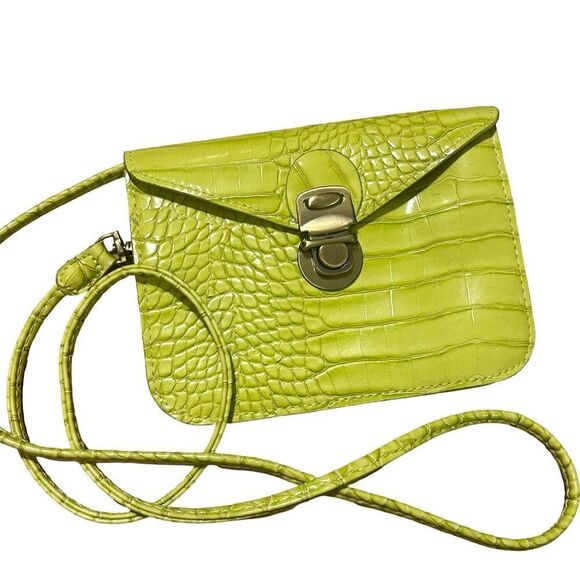 Street Level Crossbody - Picture 1 of 5